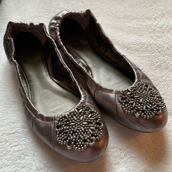 Tahari Shoes - Tahari Flats